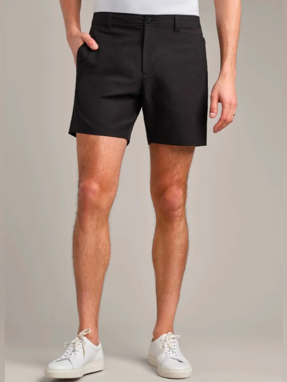NWT Rhone Commuter Flyweight Shorts Size 34x7" in Jet Black Lightweight Golf